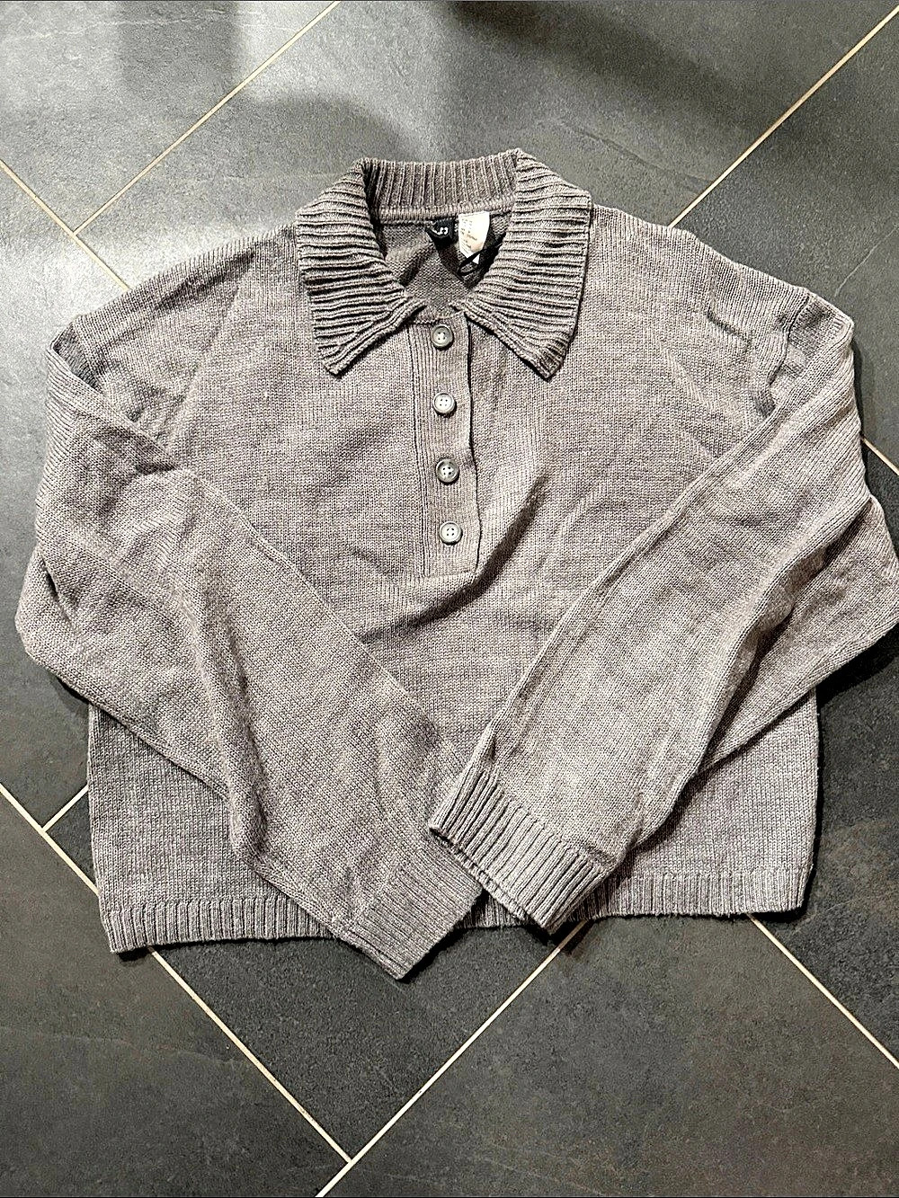 HM Gray Collared Knit Sweater Size Medium Like New